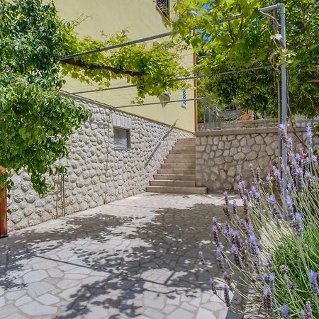 Sheshe Lägenhet Mali Lošinj Exteriör bild