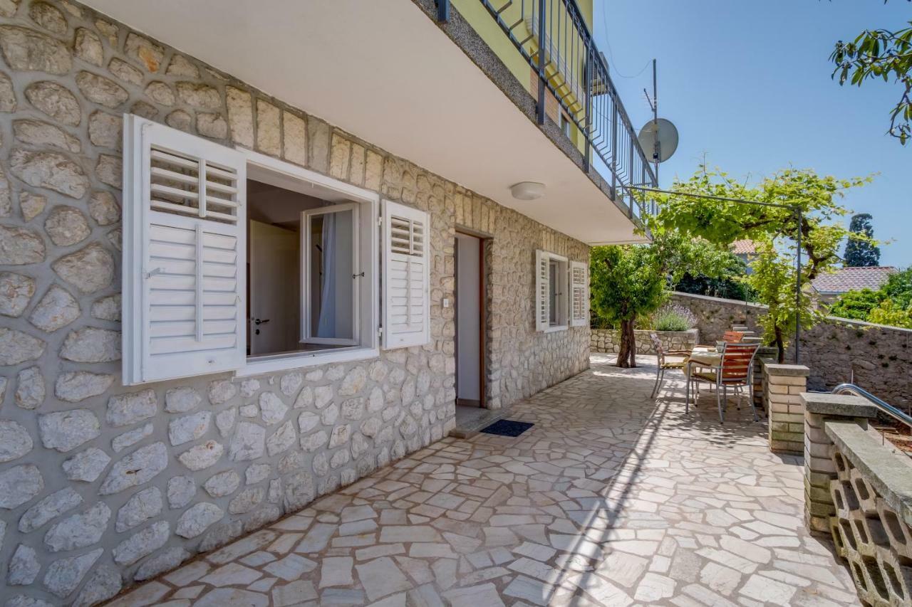 Sheshe Lägenhet Mali Lošinj Exteriör bild